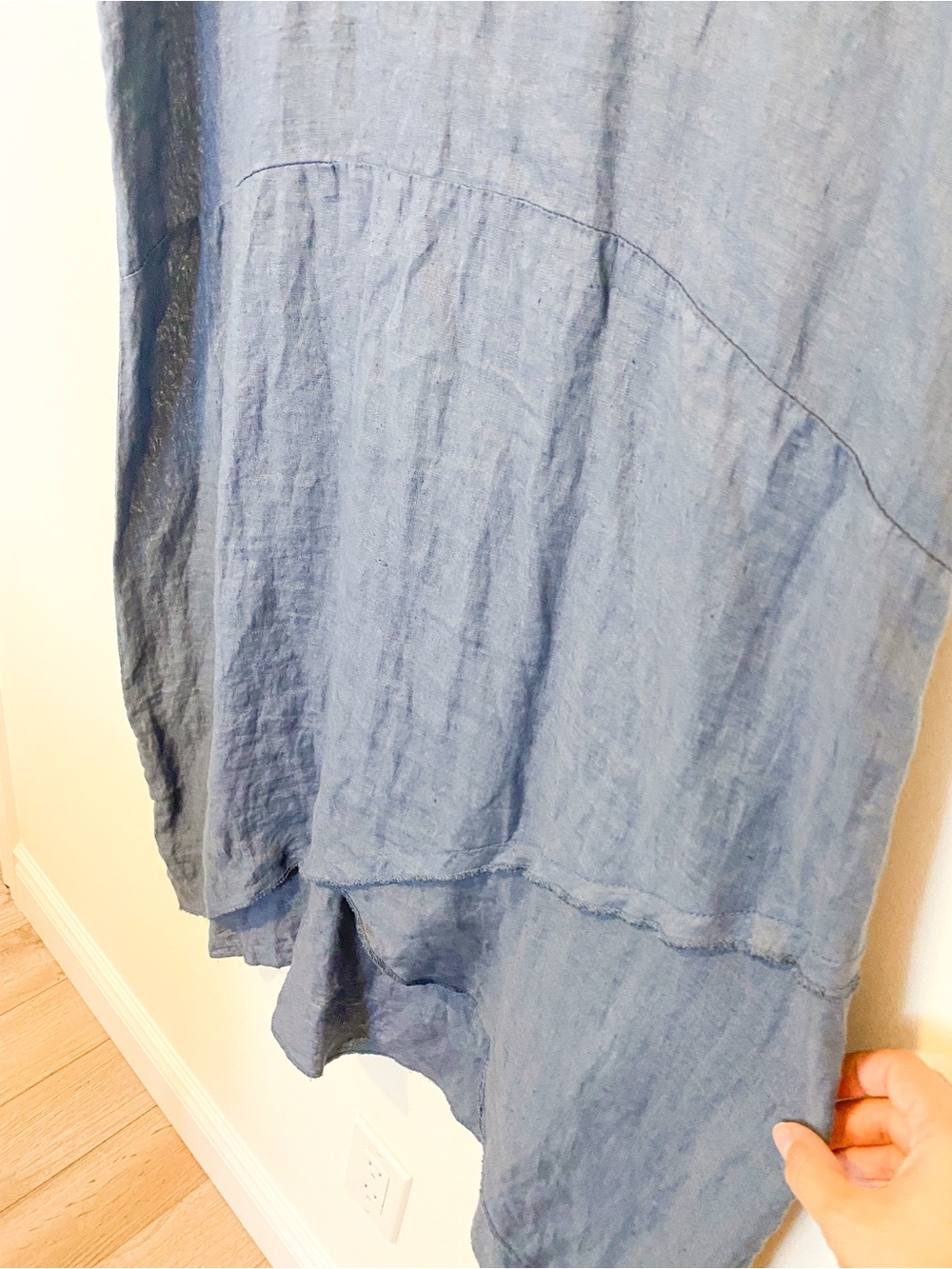 CATERINA RICCI | 100% Linen Asymmetrical Midi Dress | Relaxed Coastal Minimalist - Picture 5 of 6